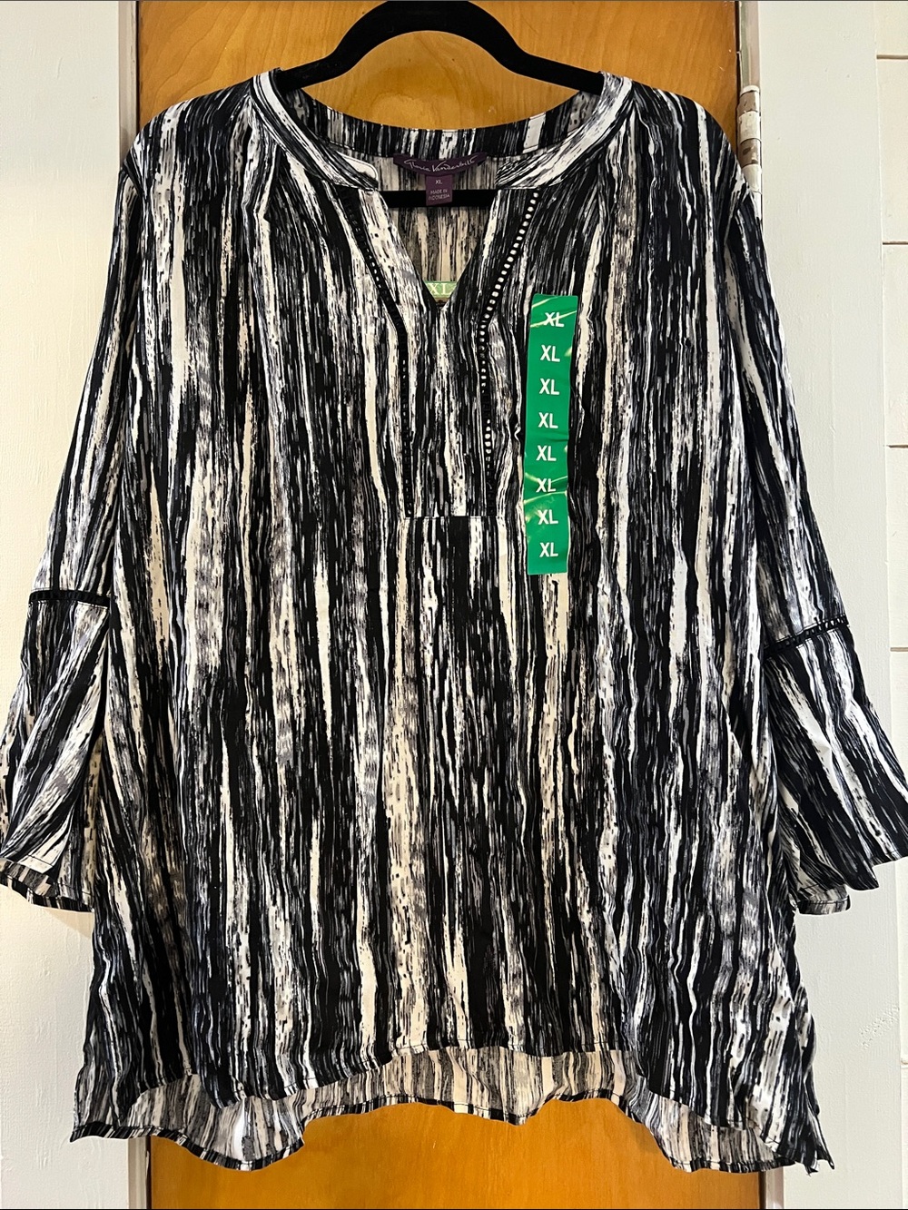 Gloria Vanderbilt Black and White Striped Henley Tunic